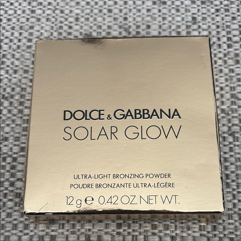 Dolce & Gabbana Solar Glow Ultra-Light Bronzing Powder -00Sunlight